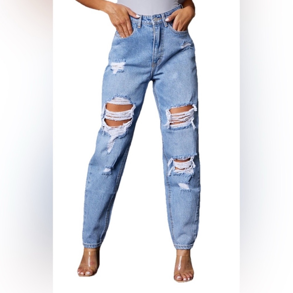 PrettyLittleThing | Distressed Mom Jeans
